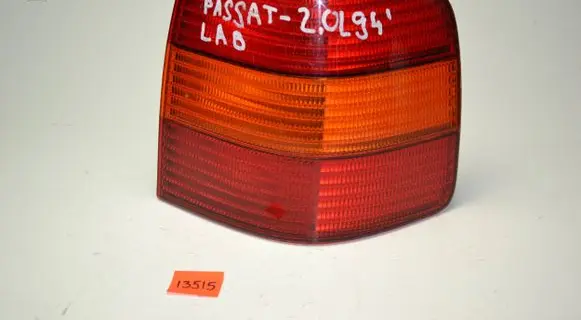 Volkswagen PASSAT B4 Rear/tail lights 3A5945112