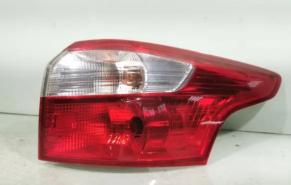 Rear/tail lights
