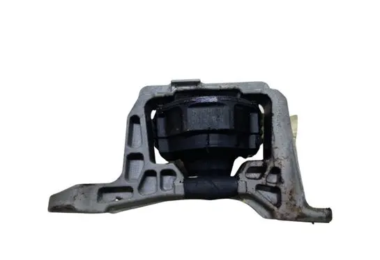 Ford Kuga II Engine mount bracket DV616F012HA