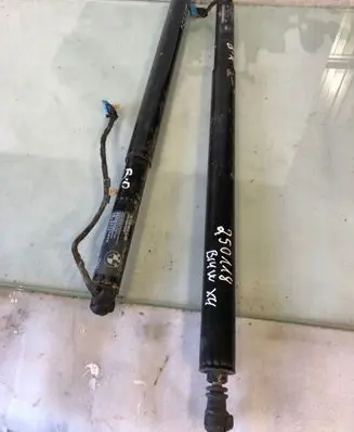 BMW X4 G02 Tailgate/trunk strut/damper 18202210