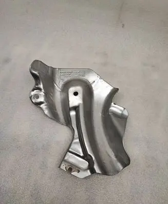Volvo S90, V90 Heat shield in engine bay 32299401