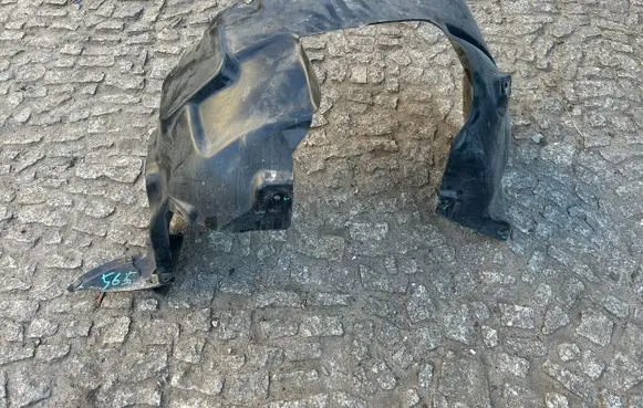 Fiat 500L Front wheel arch liner splash guards 52122981