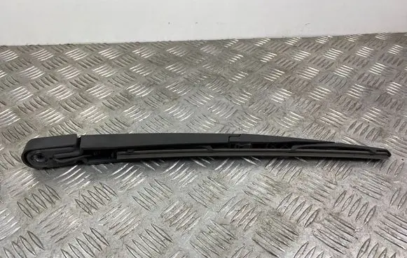SsangYong Rexton Rear wiper blade arm
