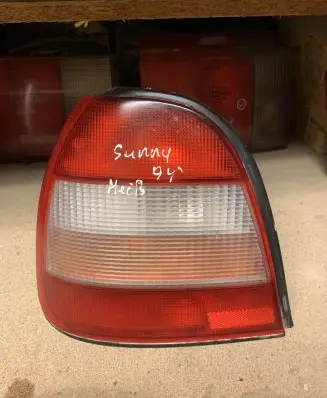 Nissan Sunny Rear/tail lights 22063324