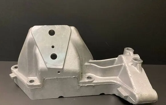 Iveco Daily 6th gen Gearbox mounting bracket 500376599 500394621