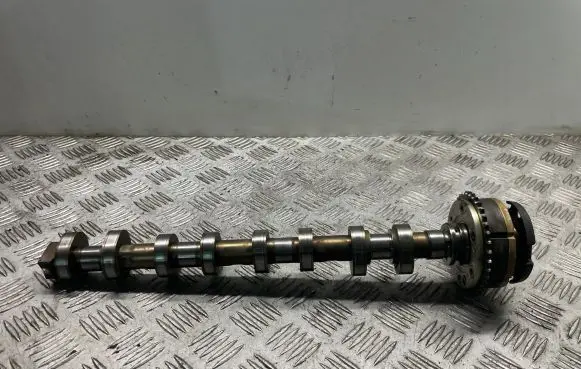 BMW 3 E90 E91 Camshaft 7563345 7540442 7540346