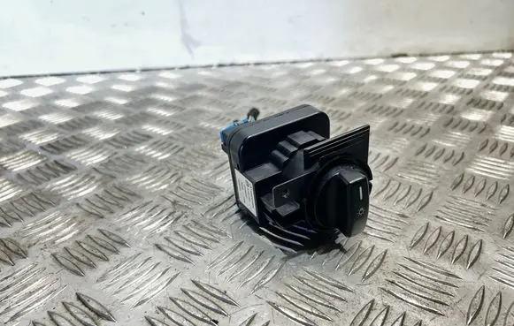 Light switch
