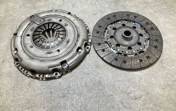 Renault Trafic III (X82) Clutch set kit 324081710