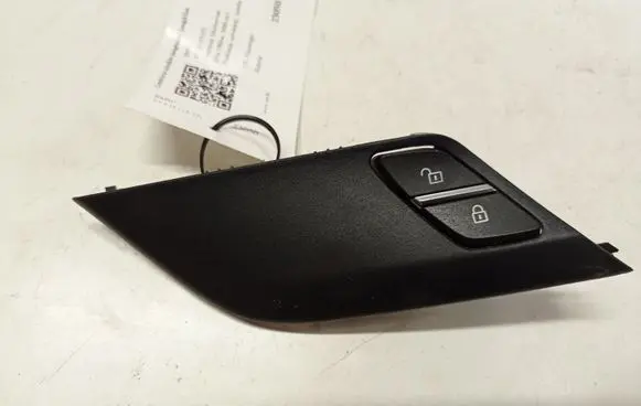 BMW X5 F15 Central locking switch button 1236263X 7292078 15P300202