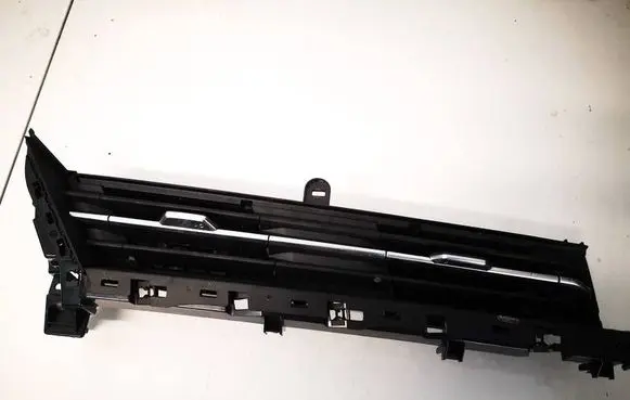 Audi Q4 e-tron Dash center air vent grill 89C820951A