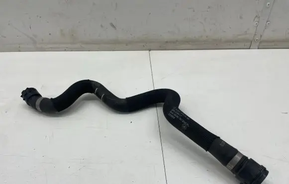 Mercedes-Benz GLA H247 Engine coolant pipe/hose A2478303400