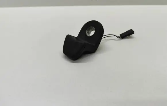 BMW 5 E60 E61 Tailgate glass/window release handle 8385694