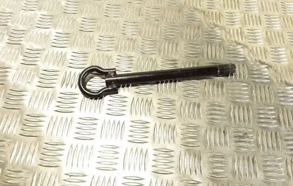 Renault Clio III Towing hook eye 261605E