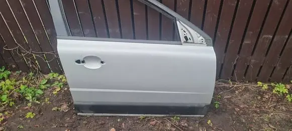 Volvo XC70 Front door