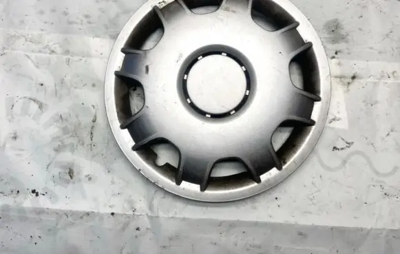 Renault Scenic I R15 wheel hub/cap/trim 