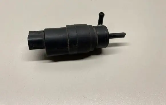 BMW 3 E36 Windshield washer spray nozzle 1380111