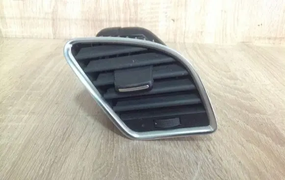 Cabin air duct channel