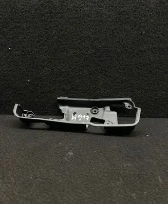Volkswagen Touran I Front door interior handle trim 1t0837197a