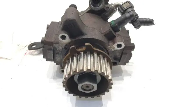 Ford Focus Fuel injection high pressure pump 9676289780