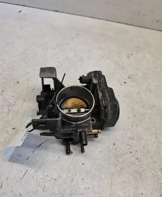 Opel Zafira A Throttle valve 90536084