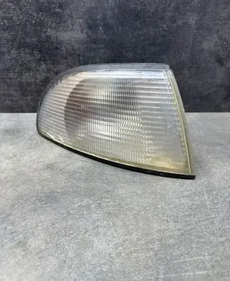 Audi A4 S4 B5 8D Front indicator light