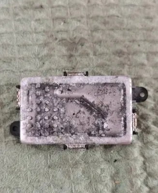 Mercedes-Benz C W204 Heater blower motor/fan resistor A2128702110 5HL01038410 V7191001