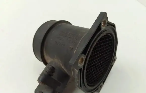 Nissan Primera Mass air flow meter 0281002207
