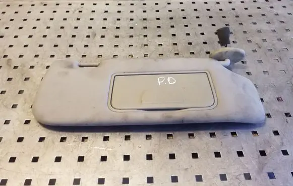 Chevrolet Captiva Sun visor