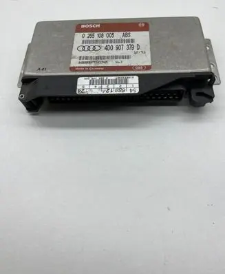 Audi A4 S4 B5 8D Engine control unit/module 4D0907379D 0265108005