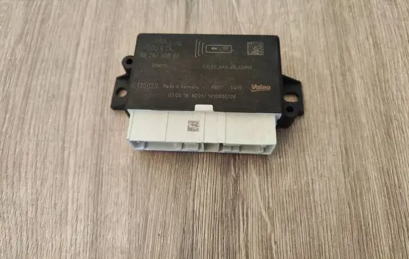 Citroen DS7 Crossback Parking PDC control unit/module 9828750880