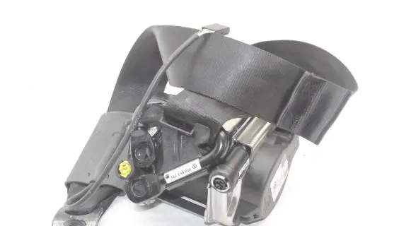 Audi A5 Front seatbelt