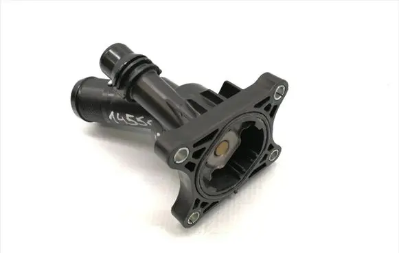 Volvo V40 Thermostat/thermostat housing 31686045