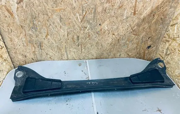 Ford Focus ST Wiper trim BM51A02216A