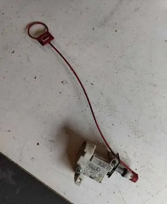Audi A8 S8 D3 4E Fuel tank cap lock 4E0862150