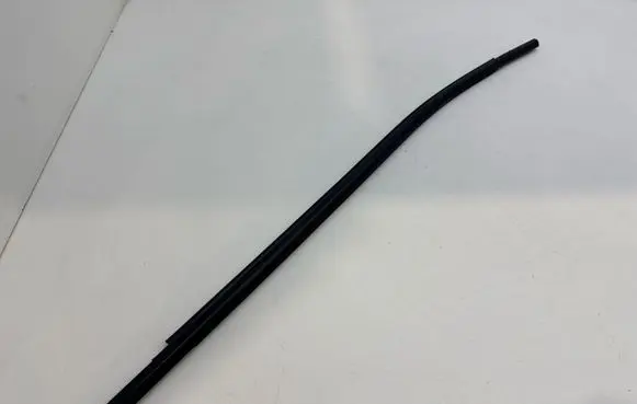 Seat Arona Rear door glass trim molding 6F0839478