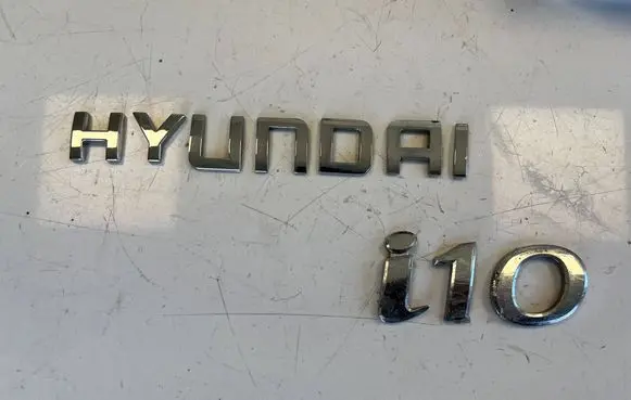 Hyundai i10 Manufacturers badge/model letters 