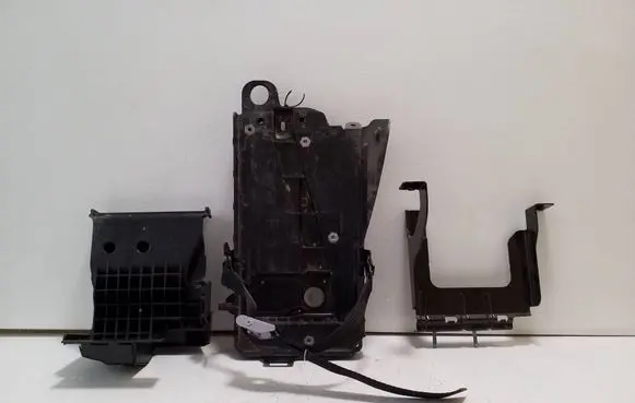 Polestar 2 Battery box tray 32132632 32132530 32314831