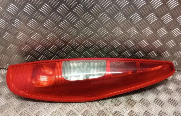 Mitsubishi Colt Rear/tail lights MR957376