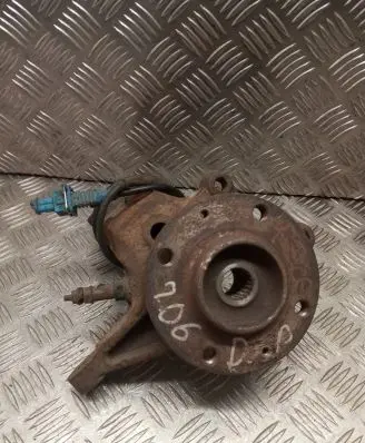 Peugeot 206 Front wheel hub
