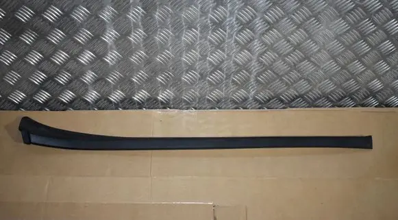 Mercedes-Benz E W214 Windshield/front glass wiper blade A2146903100555