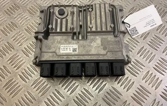 BMW 5 G30 G31 Engine control unit/module 8475464 0281036736