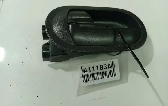 Mitsubishi Colt Rear door interior handle 