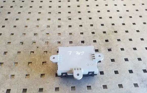 Jaguar XF X260 Door control unit/module 10134133
