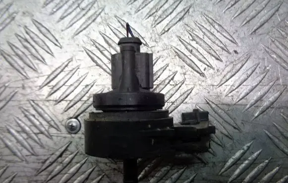 Volkswagen Fox Vacuum valve 600133519A