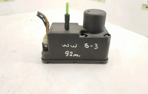 Volkswagen PASSAT B5.5 Central locking vacuum pump 357962257