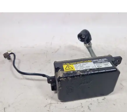 Lexus GS 300 400 430 Headlight ballast module Xenon 3900077333