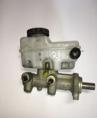 Nissan Navara D40 Master brake cylinder 1706W