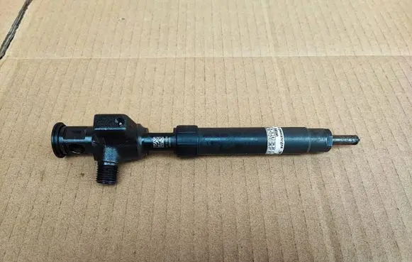 Ford Mondeo MK V Fuel injector 9674984080