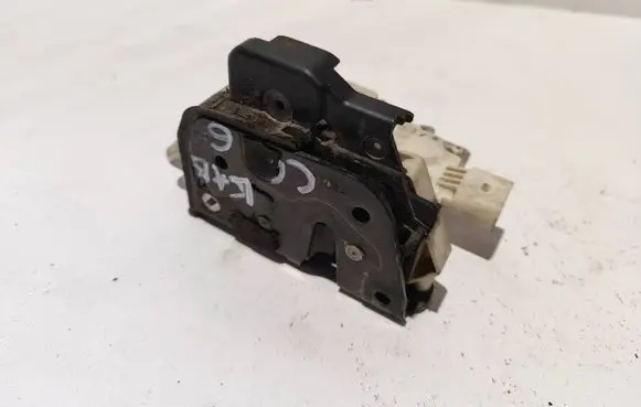 Audi A6 S6 C6 4F Front door lock 4F1837016