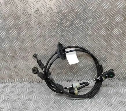 Mercedes-Benz Vito Viano W447 Gear shift cable linkage A4472601451